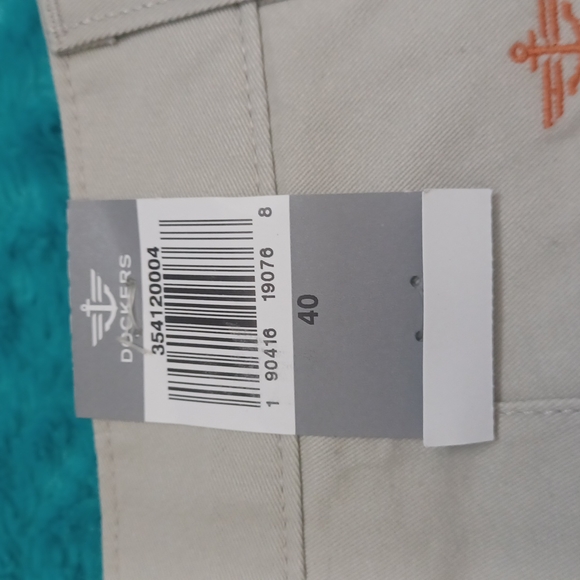 Mens Dockers light tan khaki shorts new with tags - Picture 6 of 6